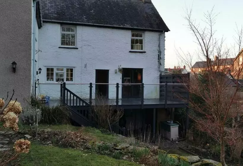 Aamiaismajoitus (B&B) Rooms By The River At Glan Aber