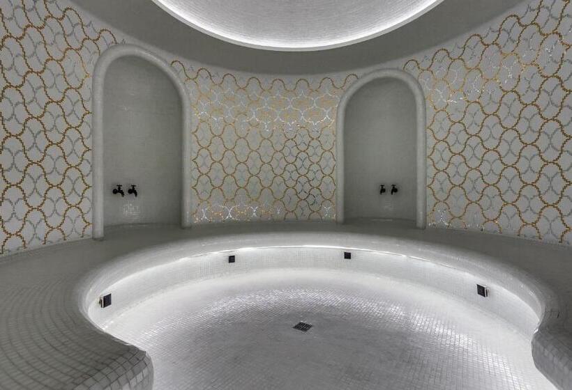 Отель Girskidelux