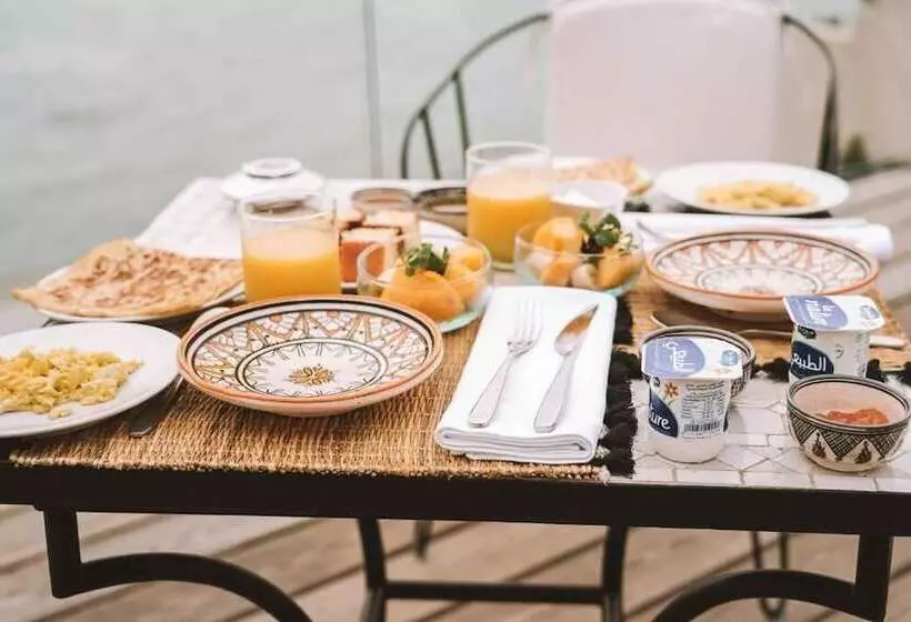 Hotelli Hôtel Oasis Dakhla