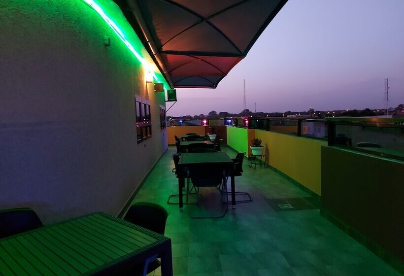 هتل Room In Guest Room Standard Double Bed In Royal Blue Guest House And Bar