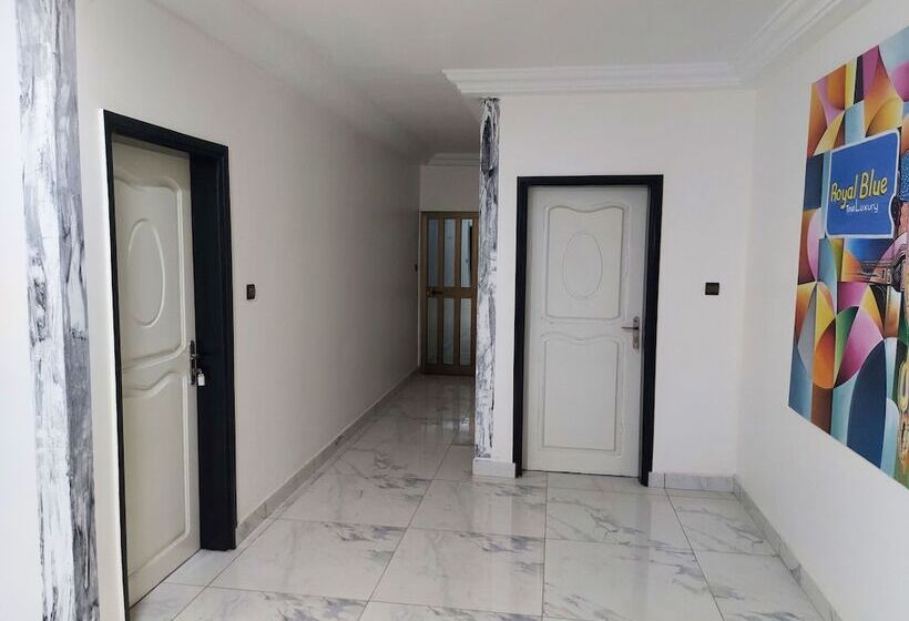 هتل Room In Guest Room Standard Double Bed In Royal Blue Guest House And Bar