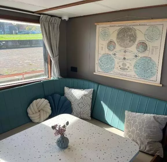 Hotelli Boot Koningin Emma I Kloeg Collection