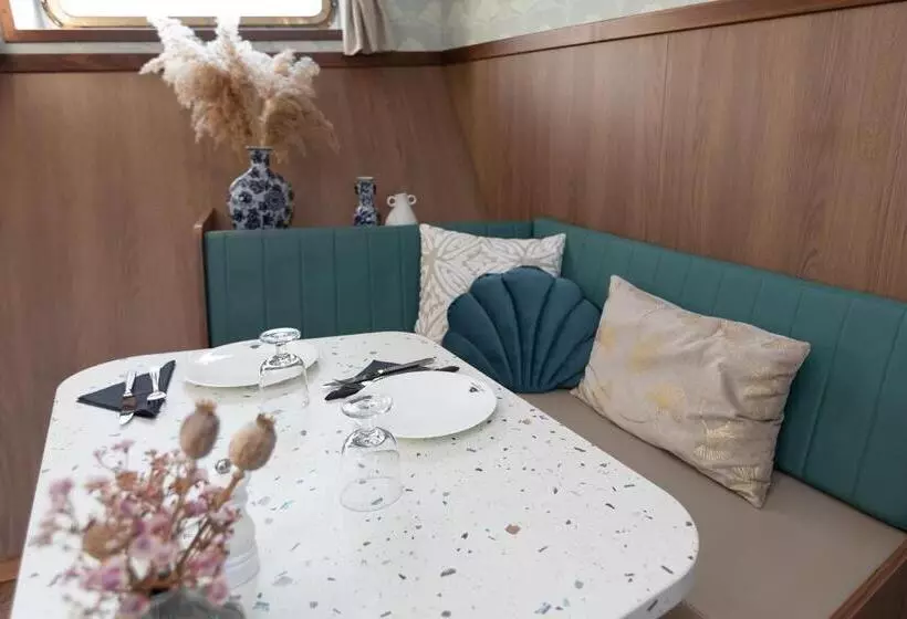 Hotelli Boot Koningin Emma I Kloeg Collection