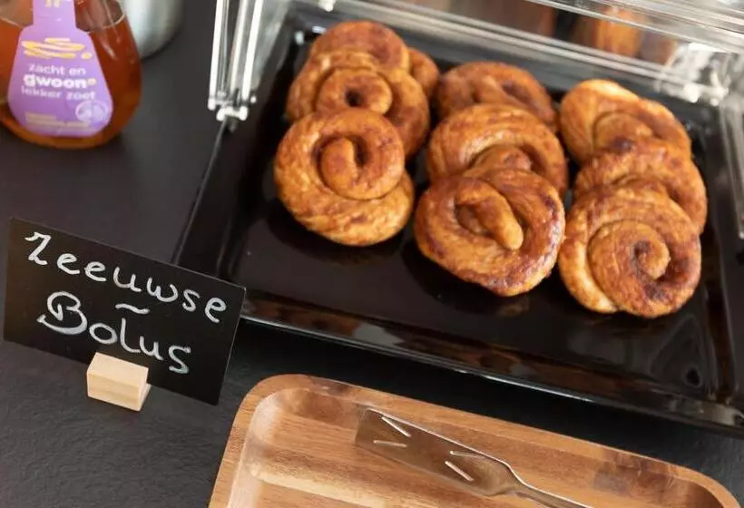 Hotelli Boot Koningin Emma I Kloeg Collection