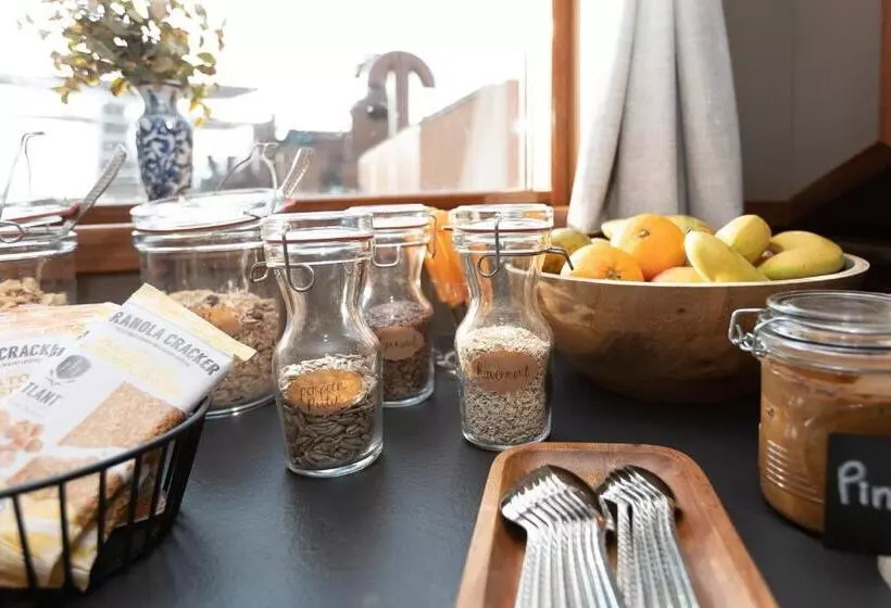 Hotelli Boot Koningin Emma I Kloeg Collection