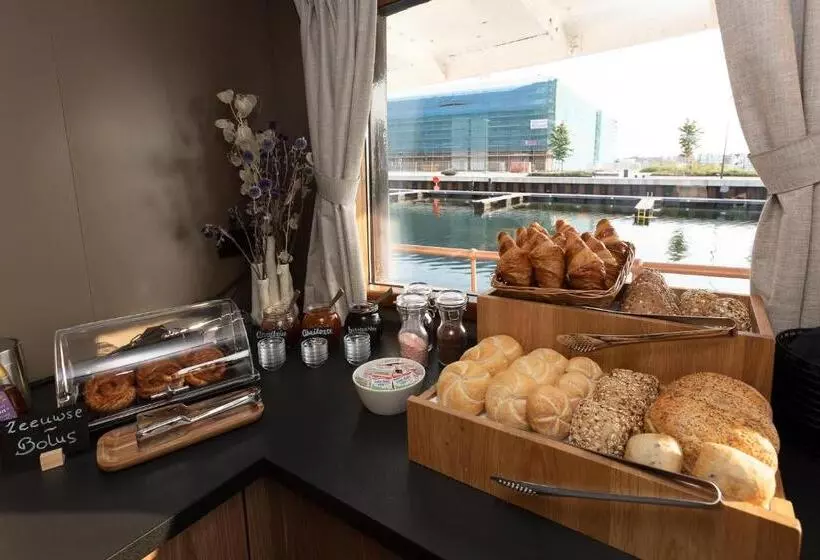 Hotelli Boot Koningin Emma I Kloeg Collection