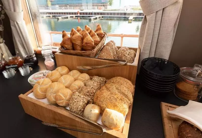 Hotelli Boot Koningin Emma I Kloeg Collection