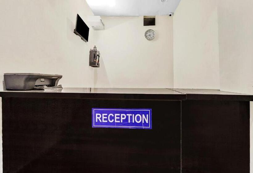 Отель Flagship 84450  Holiday