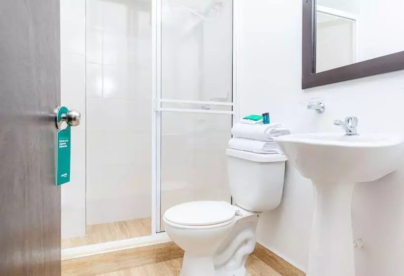 ホテル Ayenda Colina Real