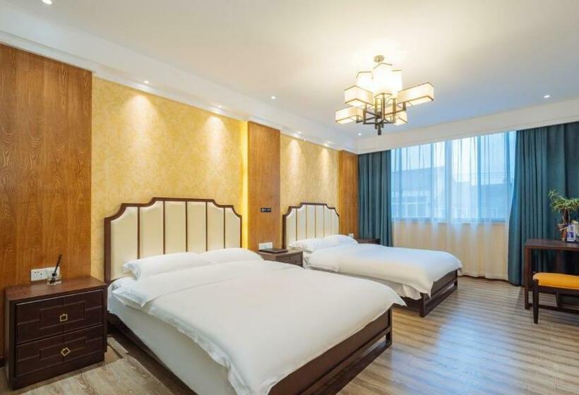 Floral Hotel Jurong Pinshan