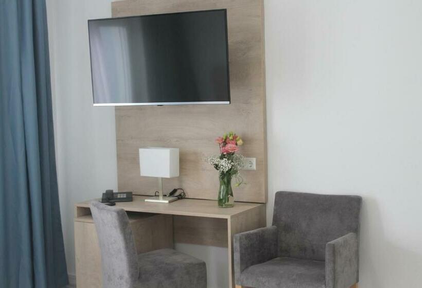 Hotelli Lingentaler Hof