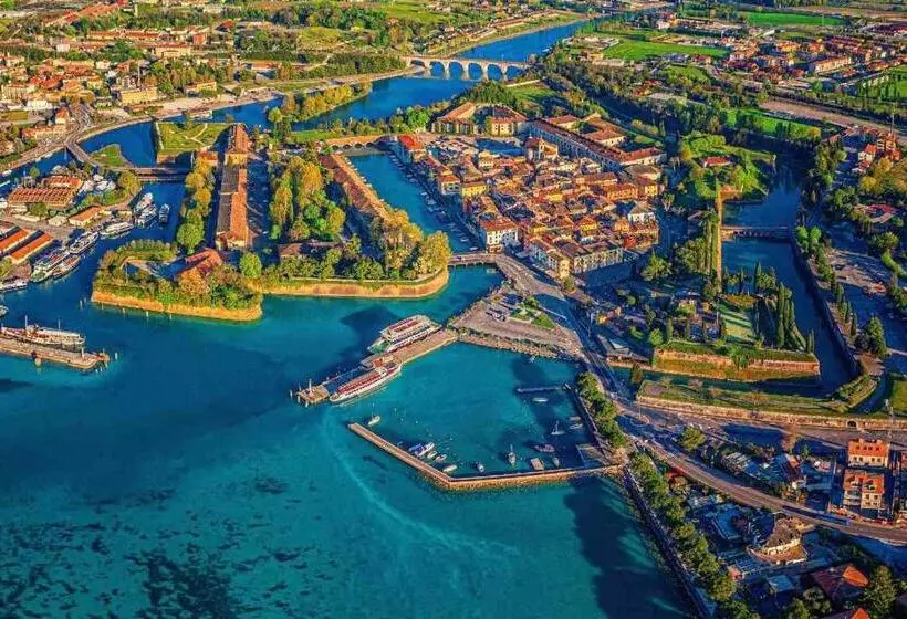 پانسیون Zanina Country House