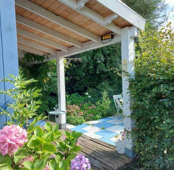 Bed and Breakfast Bed En Breakfast Onder Aan De Dijk