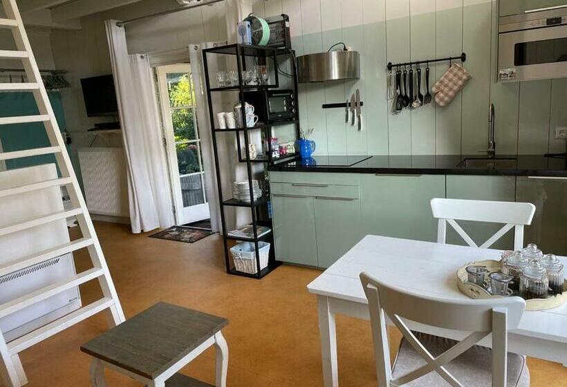 مبيت وإفطار Bed En Breakfast Onder Aan De Dijk