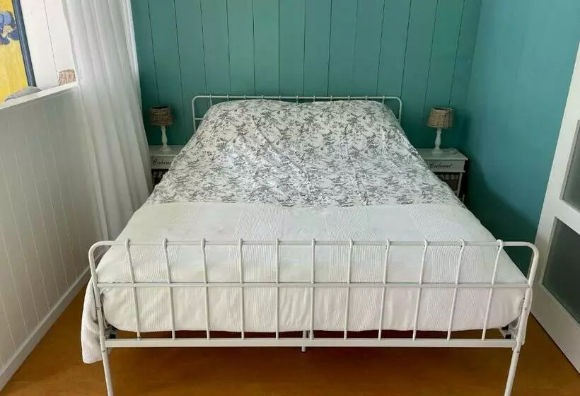 Aamiaismajoitus (B&B) Bed En Breakfast Onder Aan De Dijk