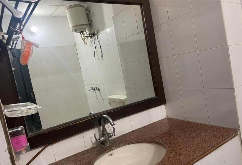 בית מלון כפרי Oyo 83081 Mahima