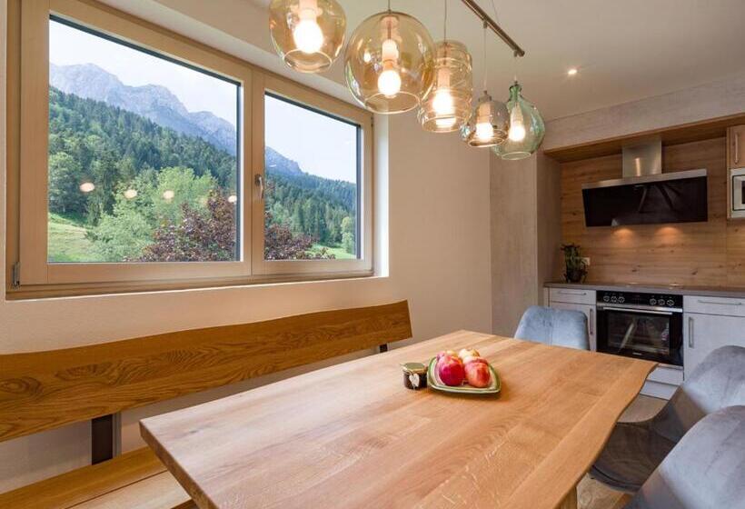 Aparthotel Brandauerhof