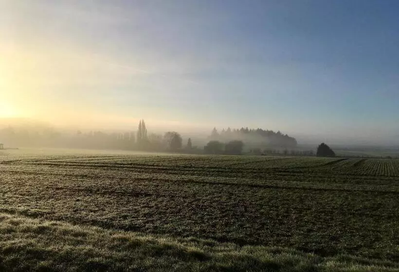 Aamiaismajoitus (B&B) Le Clos Des Noues