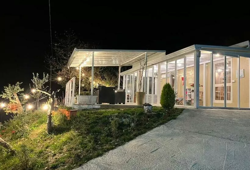 Aamiaismajoitus (B&B) Lory S Home