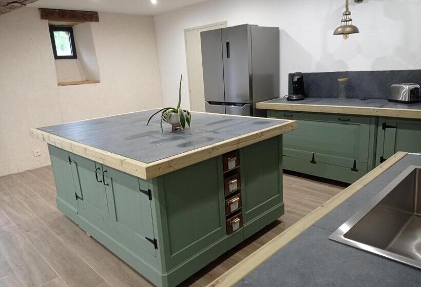 פנסיון Oust Au Lit