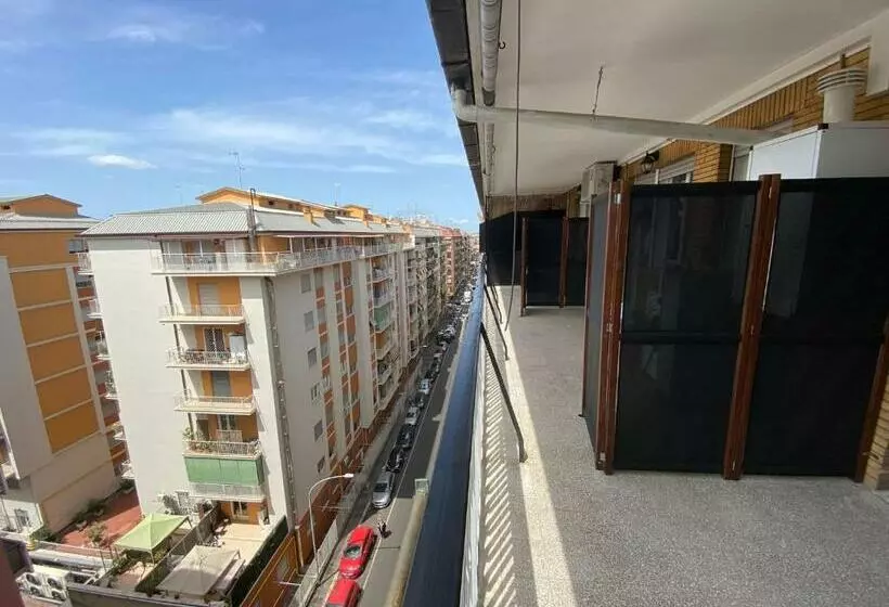 ペンション Ytha Housse Roma Centro