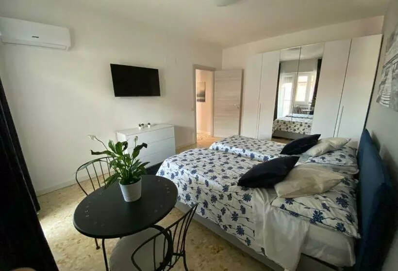 ペンション Ytha Housse Roma Centro