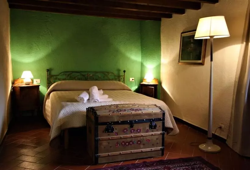Aamiaismajoitus (B&B) Borgo Di Codeglia