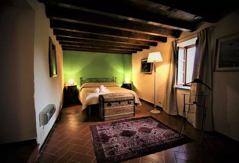 Aamiaismajoitus (B&B) Borgo Di Codeglia