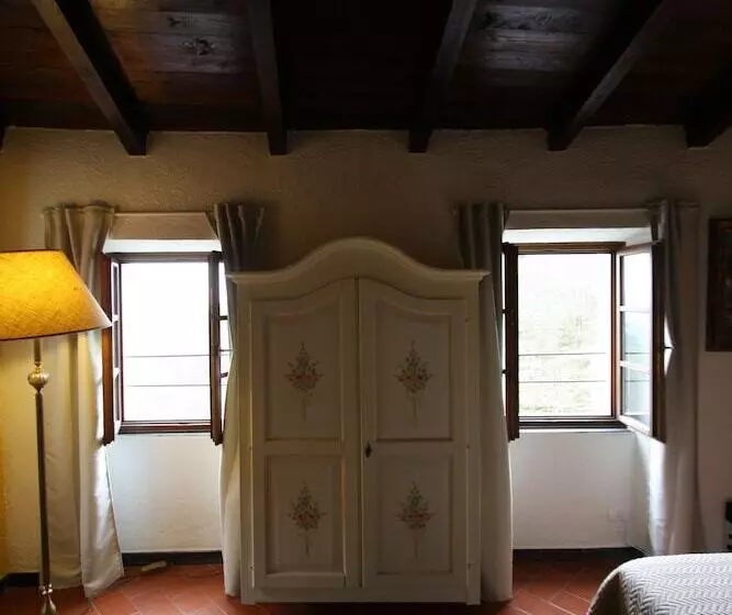 Aamiaismajoitus (B&B) Borgo Di Codeglia