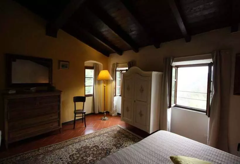 Aamiaismajoitus (B&B) Borgo Di Codeglia