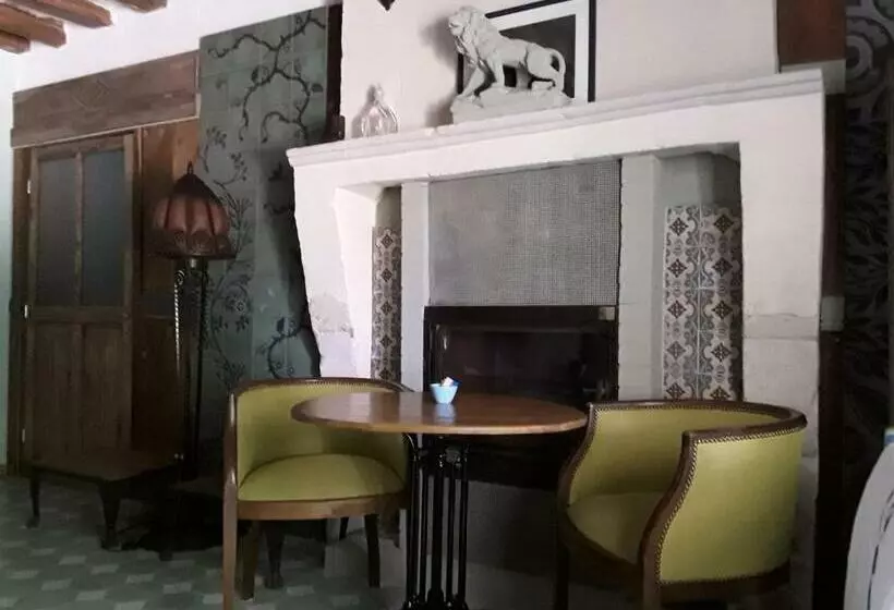 Aamiaismajoitus (B&B) La Ménagerie