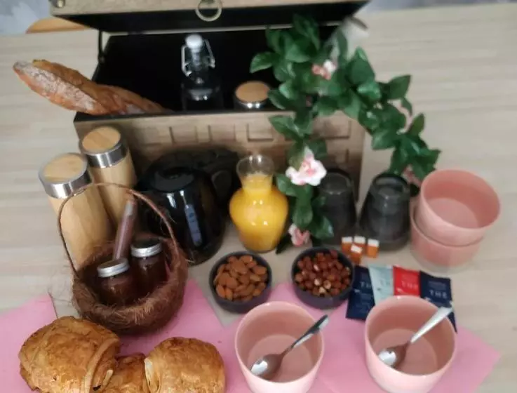 Aamiaismajoitus (B&B) Les Agapanthes Du Frontonnais