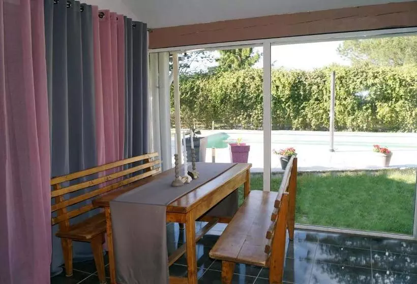 Aamiaismajoitus (B&B) Les Agapanthes Du Frontonnais