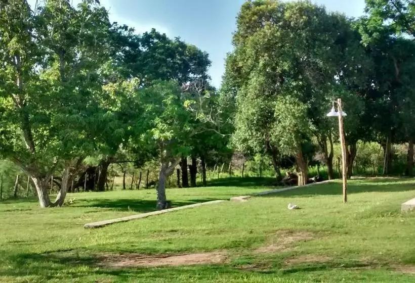 Hotelli Al Otro Lado Del Río