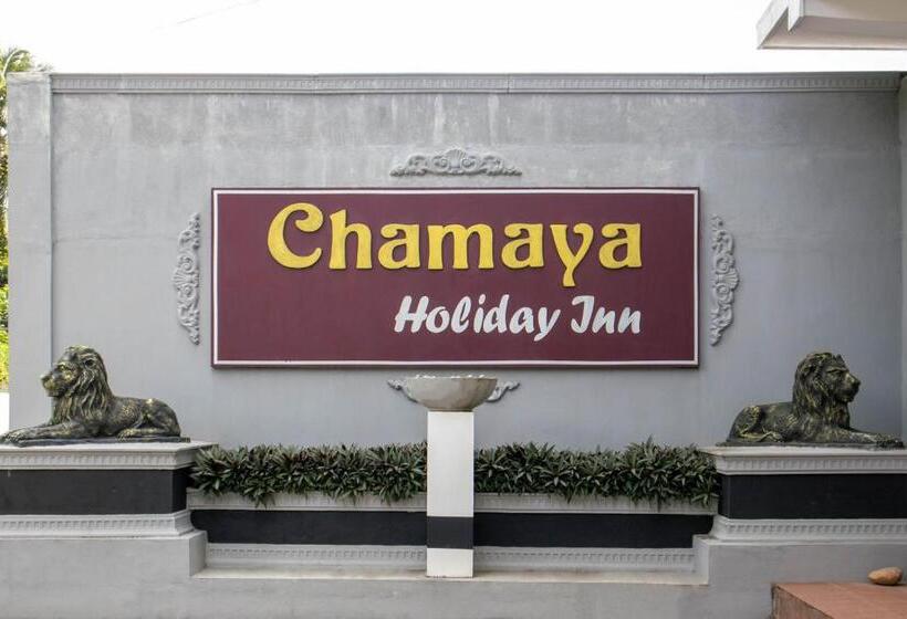 ホテル Chamaya Holiday Inn