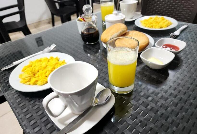 هتل Villa Del Sol