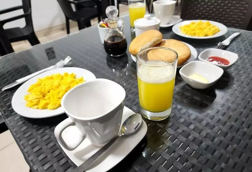 هتل Villa Del Sol