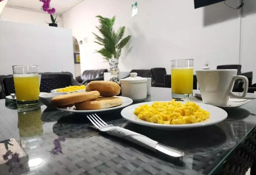 هتل Villa Del Sol