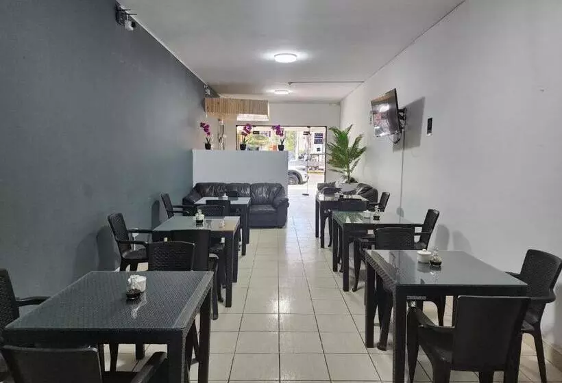 هتل Villa Del Sol