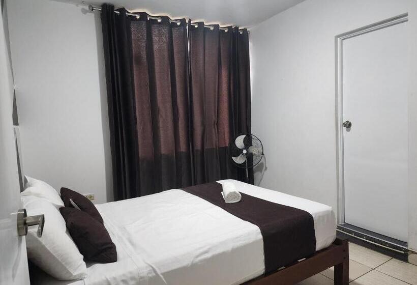 هتل Villa Del Sol