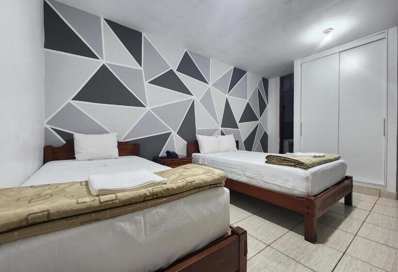 هتل Villa Del Sol