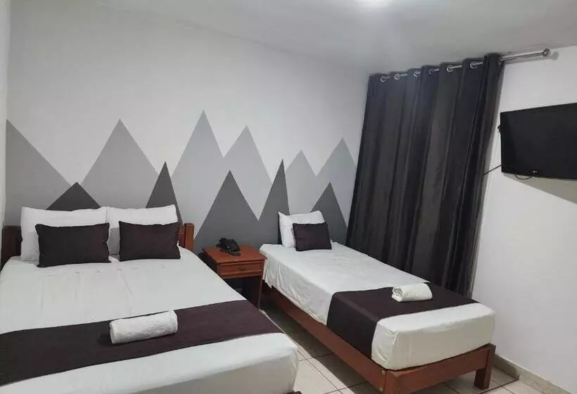 هتل Villa Del Sol