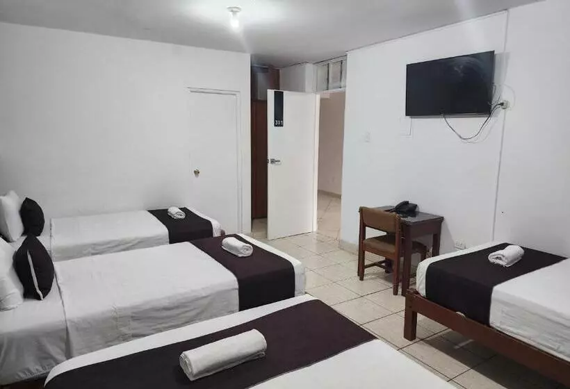 هتل Villa Del Sol