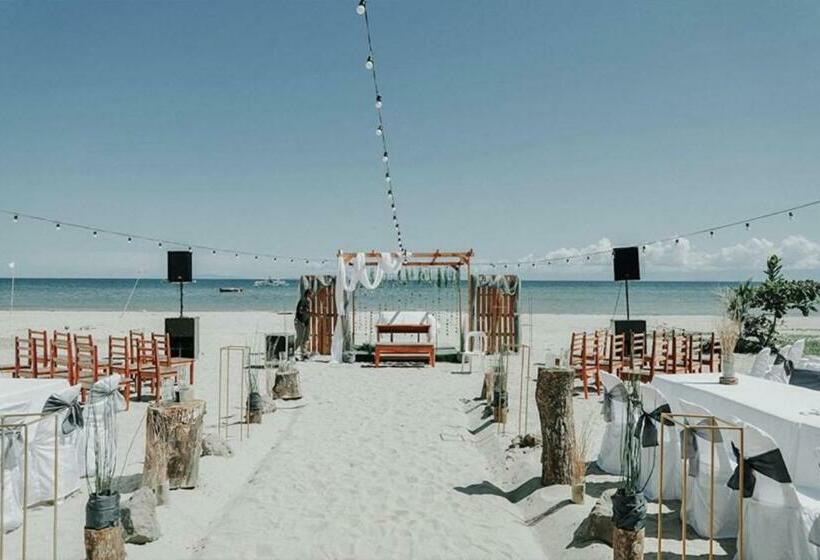 Laiya Riviera Resort And Spa Powered By Cocotel