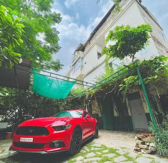 پانسیون Bhoora House
