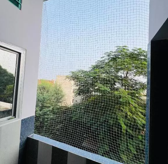 پانسیون Bhoora House