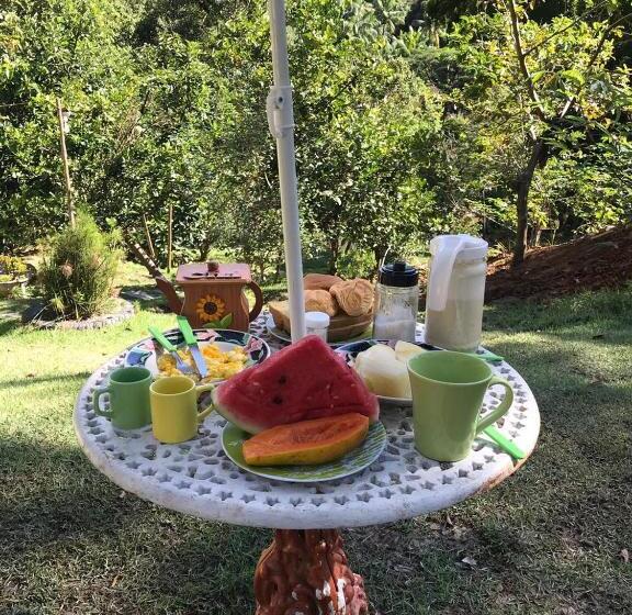 Pension Pousada Chácara Lumiar