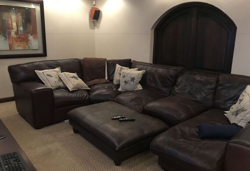 膳宿费 Swanepoel Guesthouse