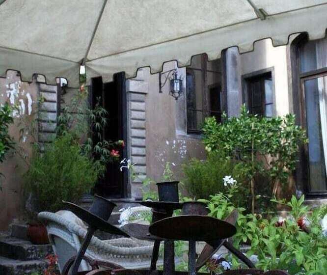 تختخواب و صبحانه Casabiancalana Boutique