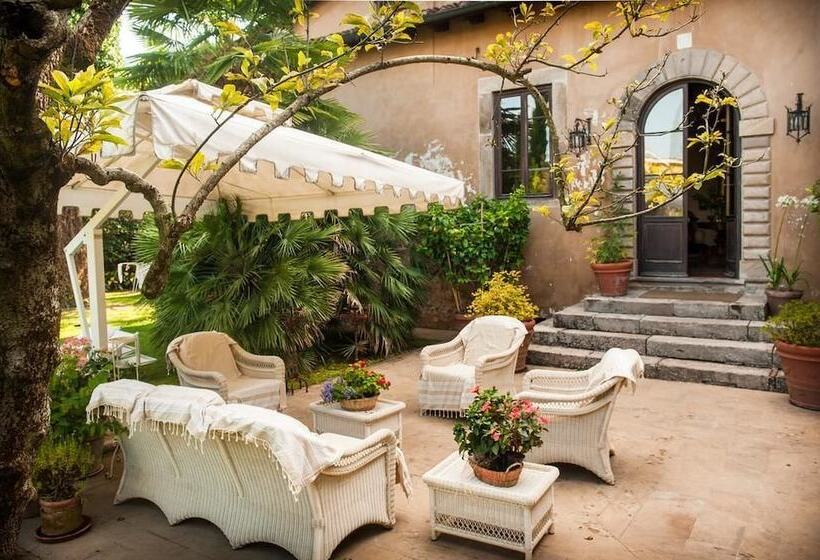 تختخواب و صبحانه Casabiancalana Boutique